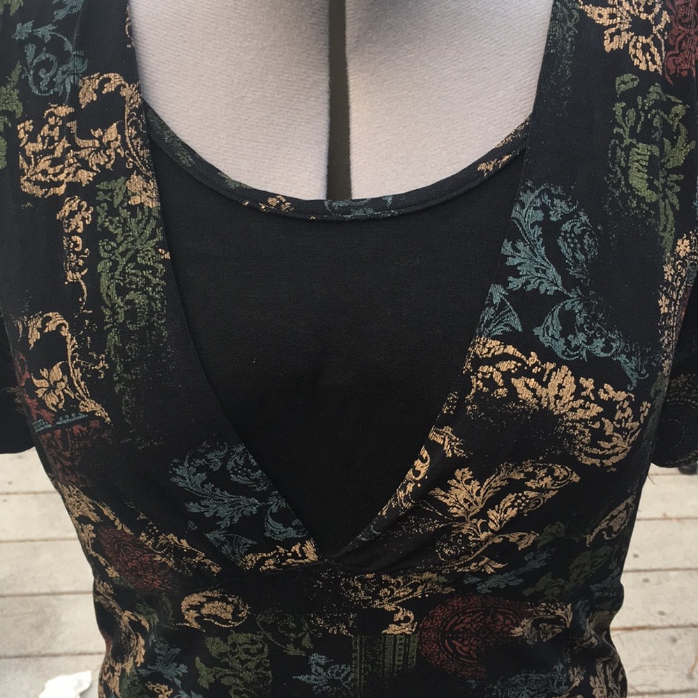 Travel knit blouse.  Black w red/green/blue size L